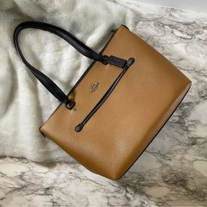 Coach Tote NWOT